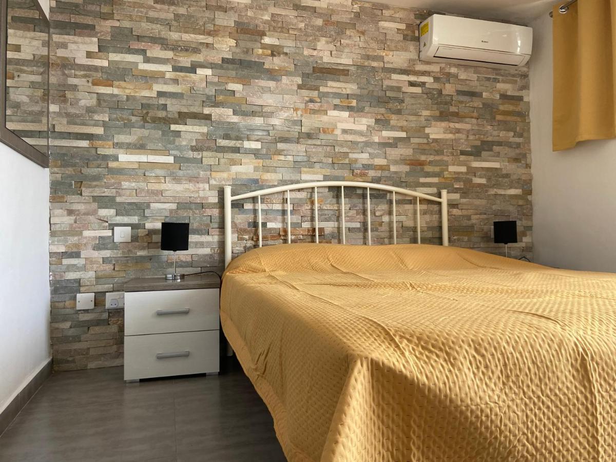 Sqaq Numru 1 Accomodation Hotel Rabat Kültér fotó