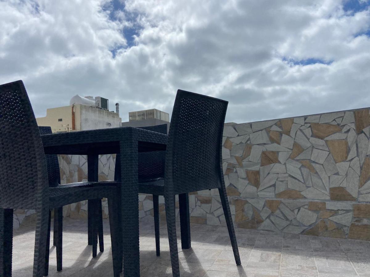 Sqaq Numru 1 Accomodation Hotel Rabat Kültér fotó