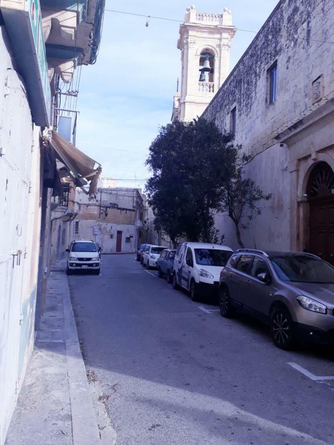 Sqaq Numru 1 Accomodation Hotel Rabat Kültér fotó